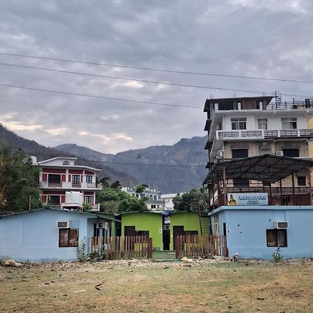 Landlopers Hostel Rishīkesh Εξωτερικό φωτογραφία
