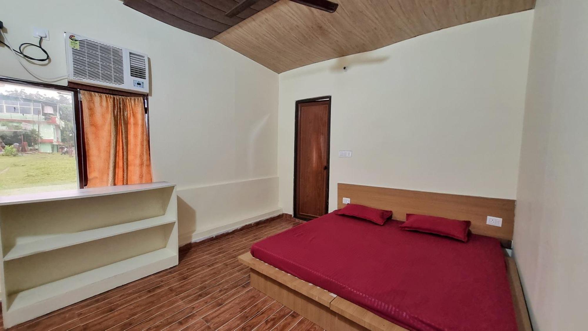 Landlopers Hostel Rishīkesh Εξωτερικό φωτογραφία